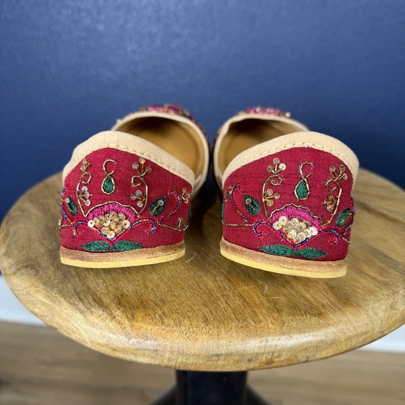 Fuchsia "Marigold" Burgundy Embellished Flats, NIB, Size 10 WIDE - Picture 4 of 7